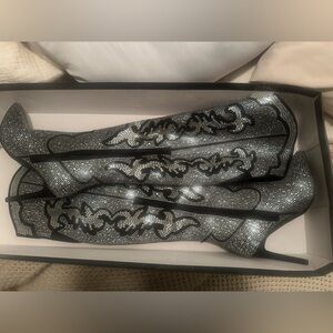 INC International Concepts Pewter Boots